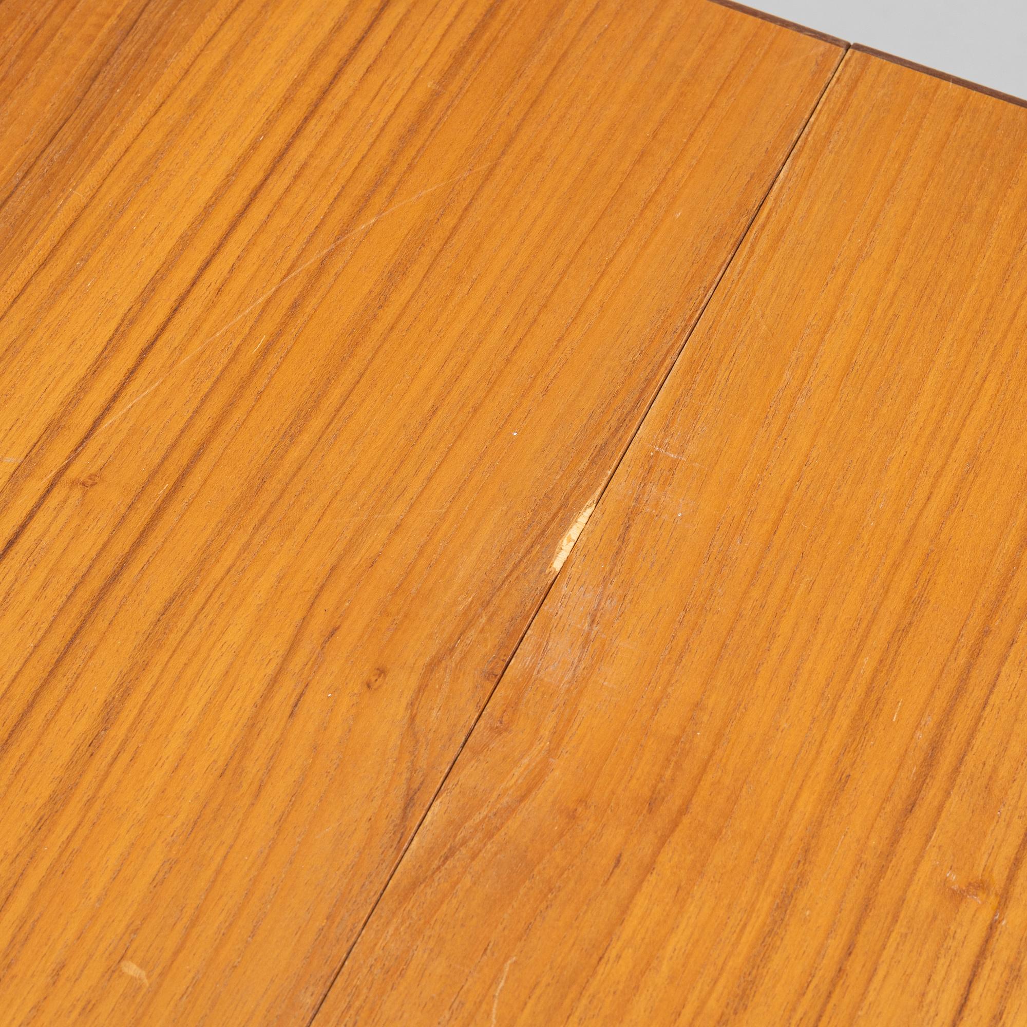 Svante Skogh, matbord samt stolar 4 st Rosetto-serien Abra Möbler 1960-tal.