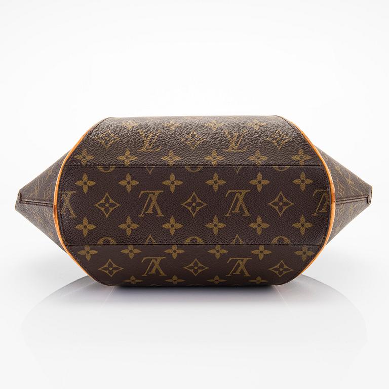 Louis Vuitton, a Monogram Canvas 'Ellipse' bag.