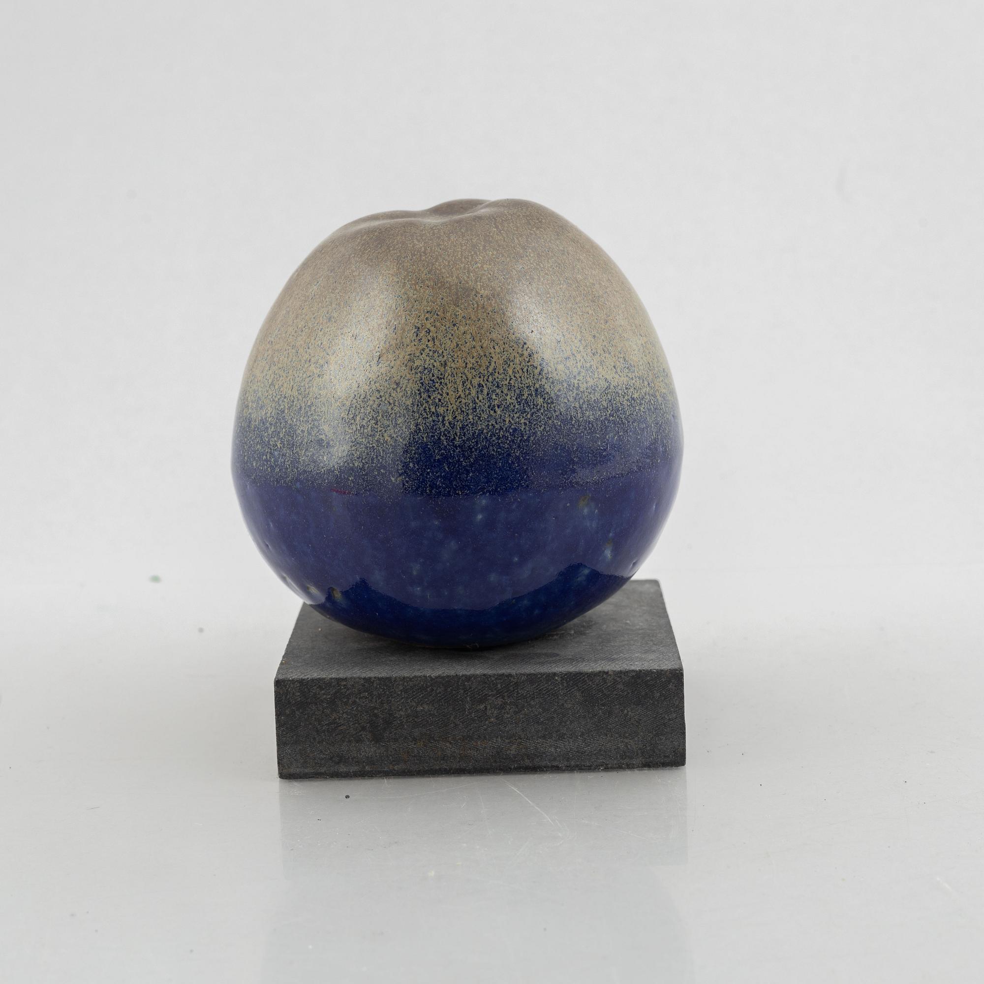 Kraitz, a stoneware sculpture, signed.