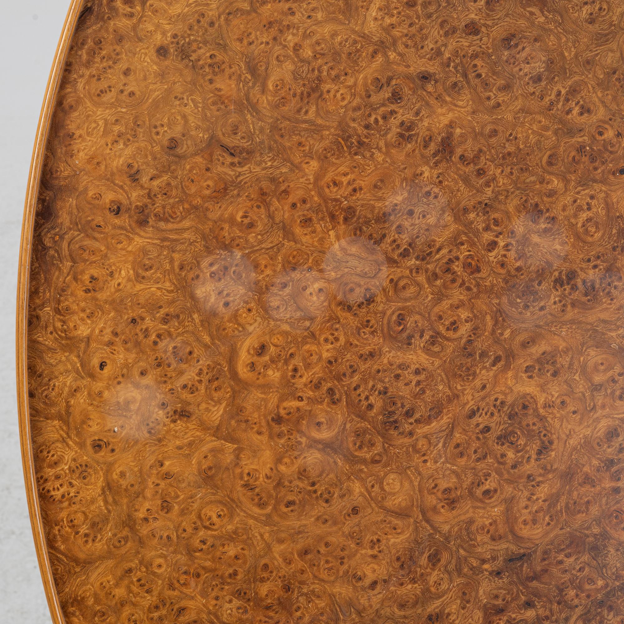 Josef Frank, soffbord, modell 2139, Firma Svenskt Tenn, efter 1985.