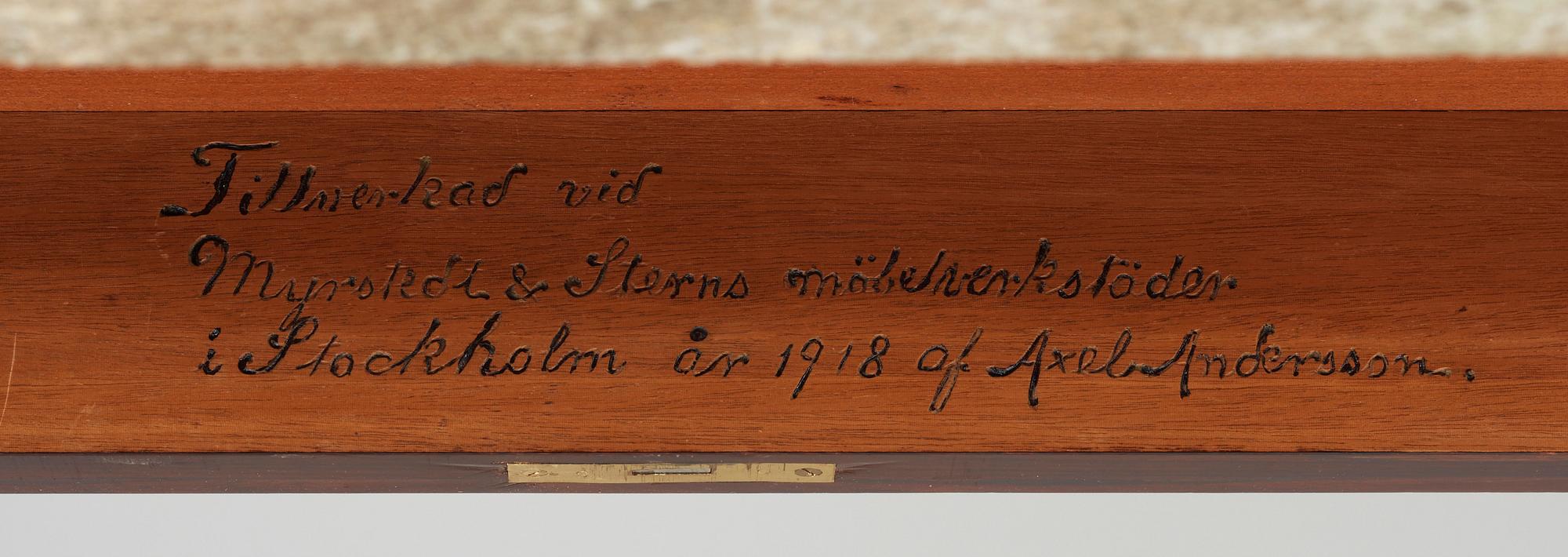 BYRÅ, gustaviansk stil, Myrstedt och Stern Stockholm, 1918.