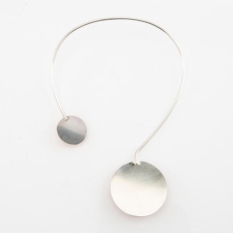 Atelier Borgila, necklace silver and likely acrylic, Stockholm 2004.