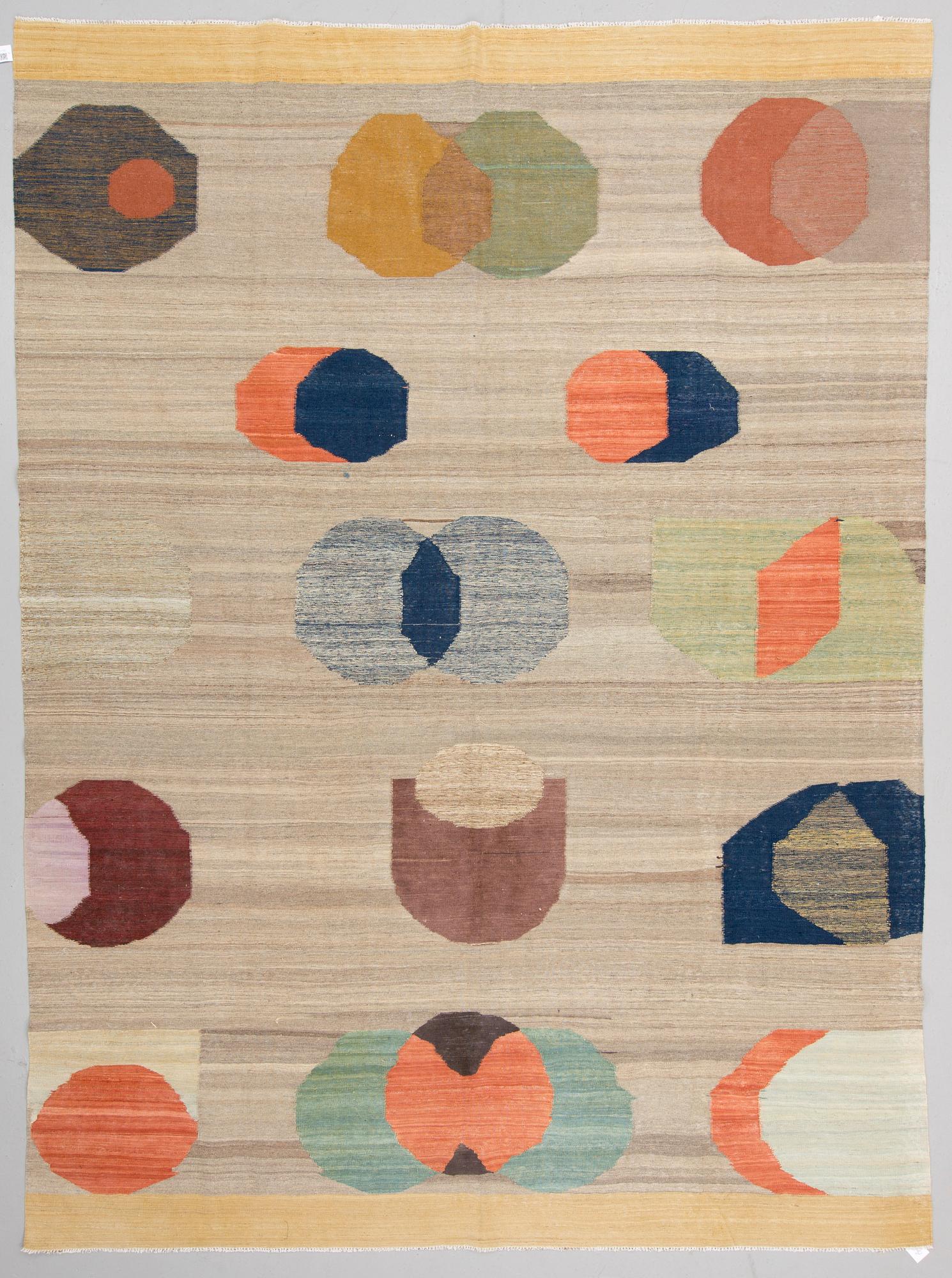 MATTA, Kelim orientalisk, ca 373 x 278 cm.