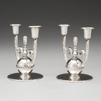 ERIK FLEMING, kandelabrar, ett par, Atelier Borgila, Stockholm, 1930, sterling.