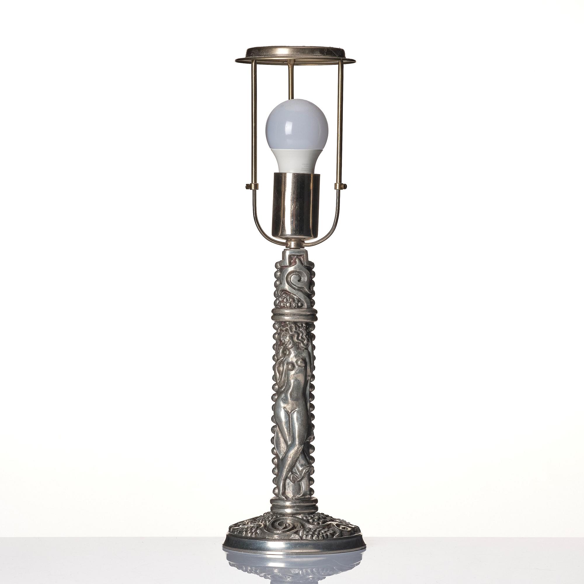 Anna Petrus, bordslampa, Firma Svenskt Tenn, Stockholm 1927.
