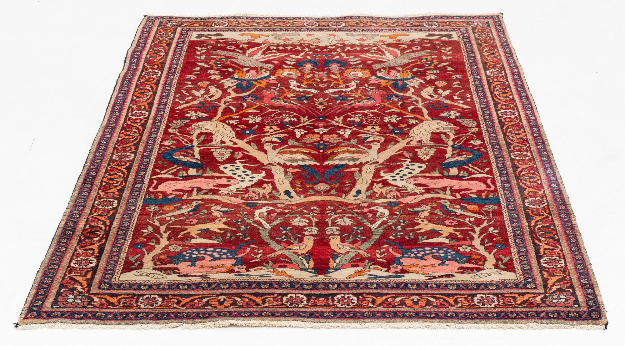 Matta, semiantik figural Doroksh, ca 200 x 131 cm.