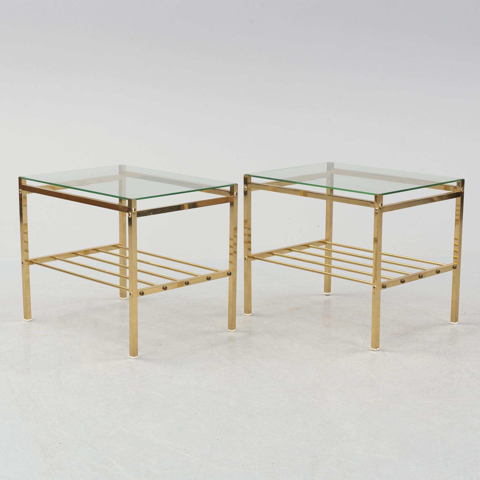 A pair of bedside tables, second half of the 20th Century.