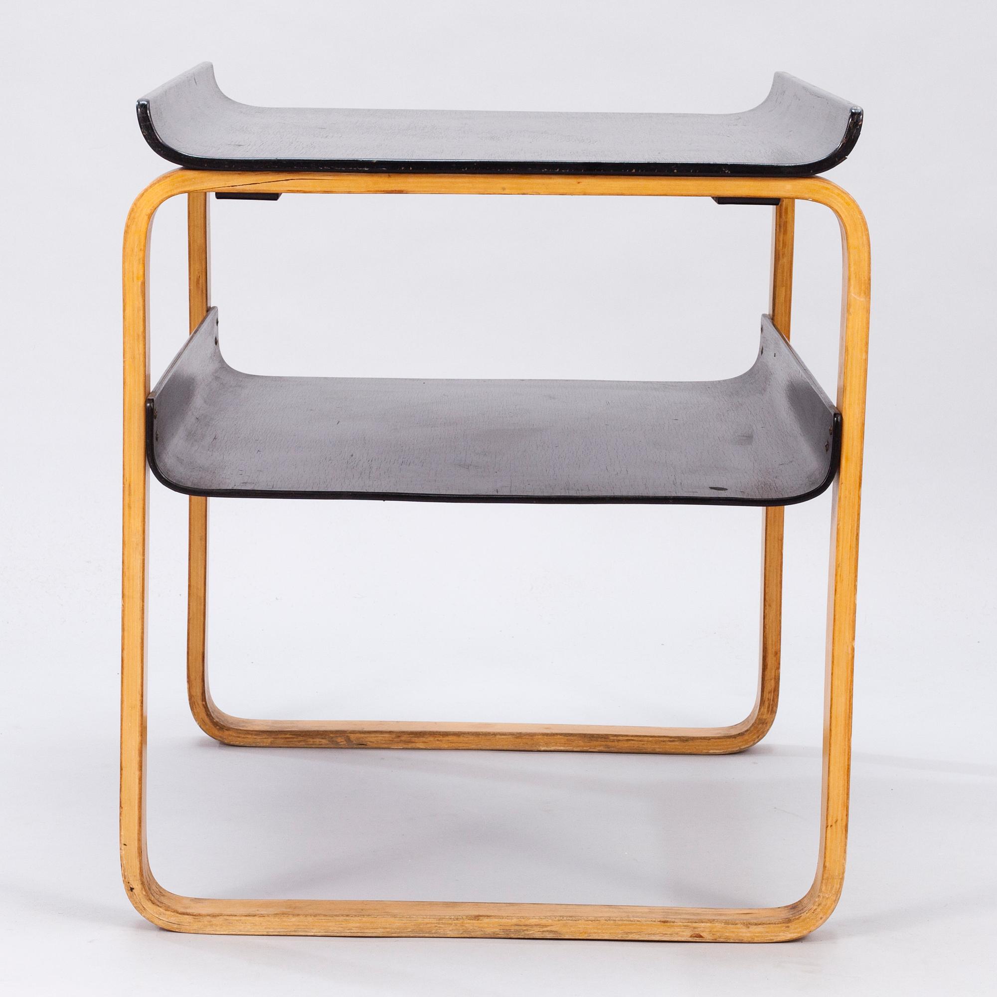 ALVAR AALTO,  A 1940s '75' table for O.Y. Huonekalu-ja Rakennustyötehdas A.B, Finland.
