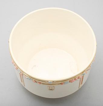 YTTERFODER, porslin, jugend, tidigt 1900-tal.