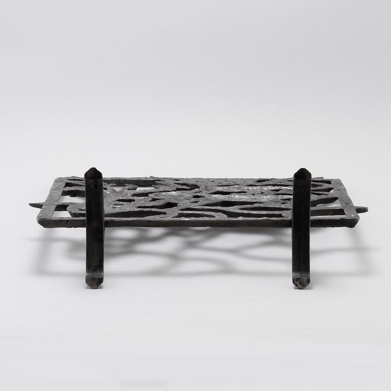 A 21th century cast iron spark protection, Olle Hermansson.