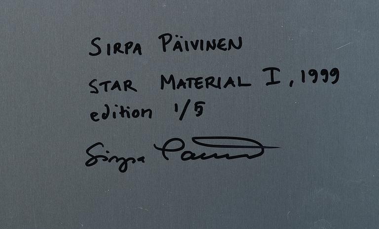 SIRPA PÄIVINEN, valokuva, C-printti alumiinipohjustus, a tergo signeerattu, numeroitu 1/5, ja päivätty 1999.