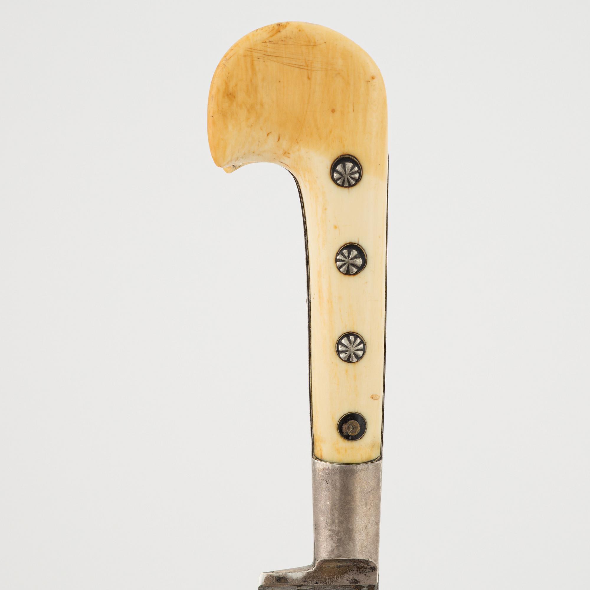 Svärd med Yataghan-fäste, turkiskt, 1800-tal.