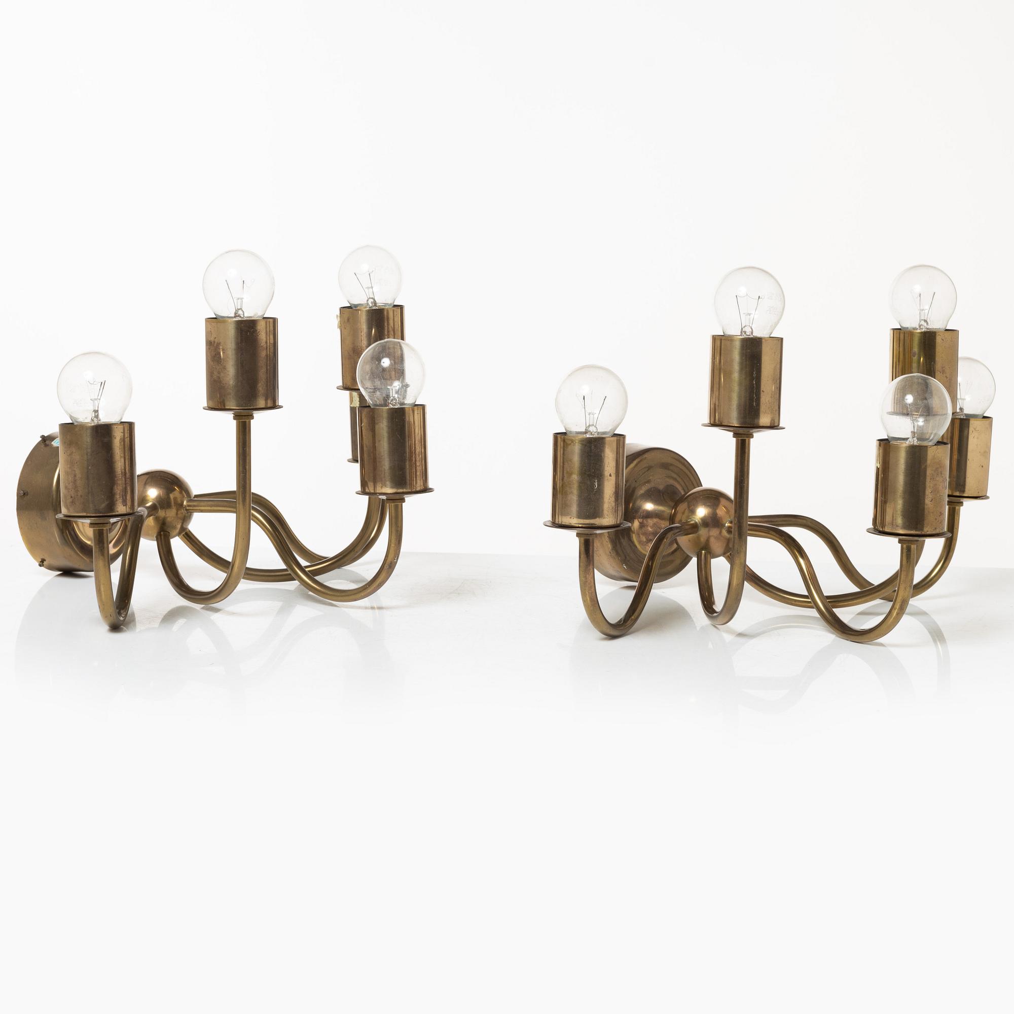 Josef Frank, Vägglampor, ett par, modell B2572 för Firma Svenskt Tenn.