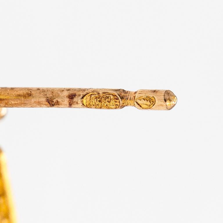 Juhani Linnovaara, A pair of 14K gold earrings "Drops". Lapponia.