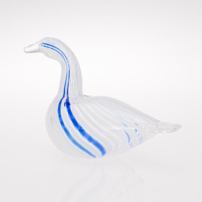 A glass bird by Oiva Toikka. Signed Designed for S-group Oy, Oiva Toikka, Nuutajärvi Notsjö.