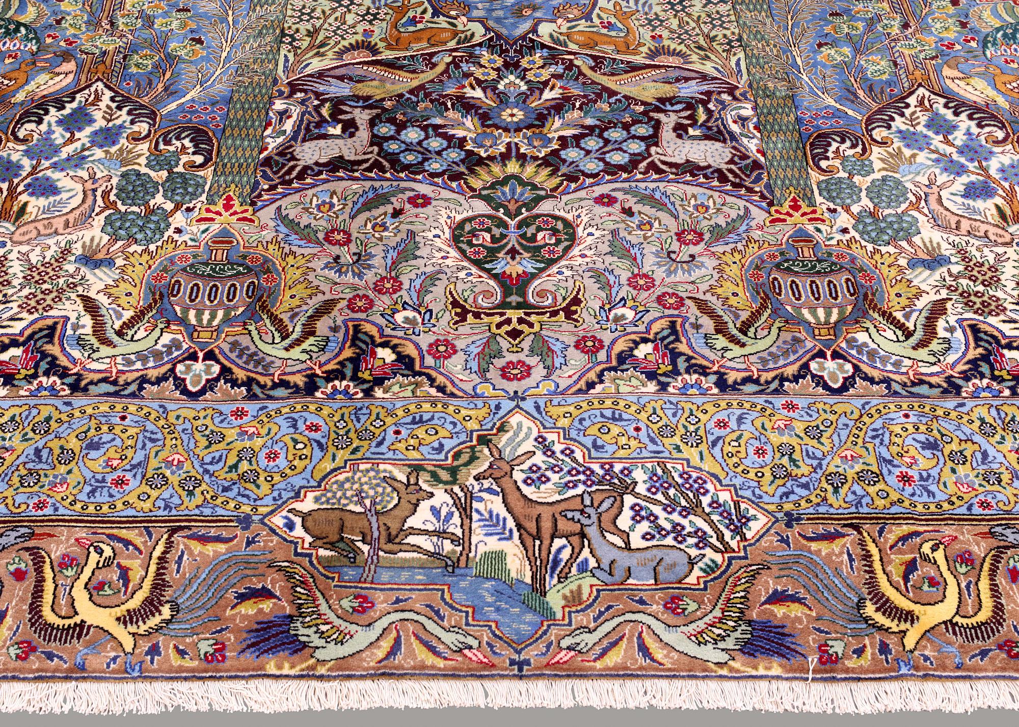 Matto, Figural Kashmar, ca 360 x 260 cm.