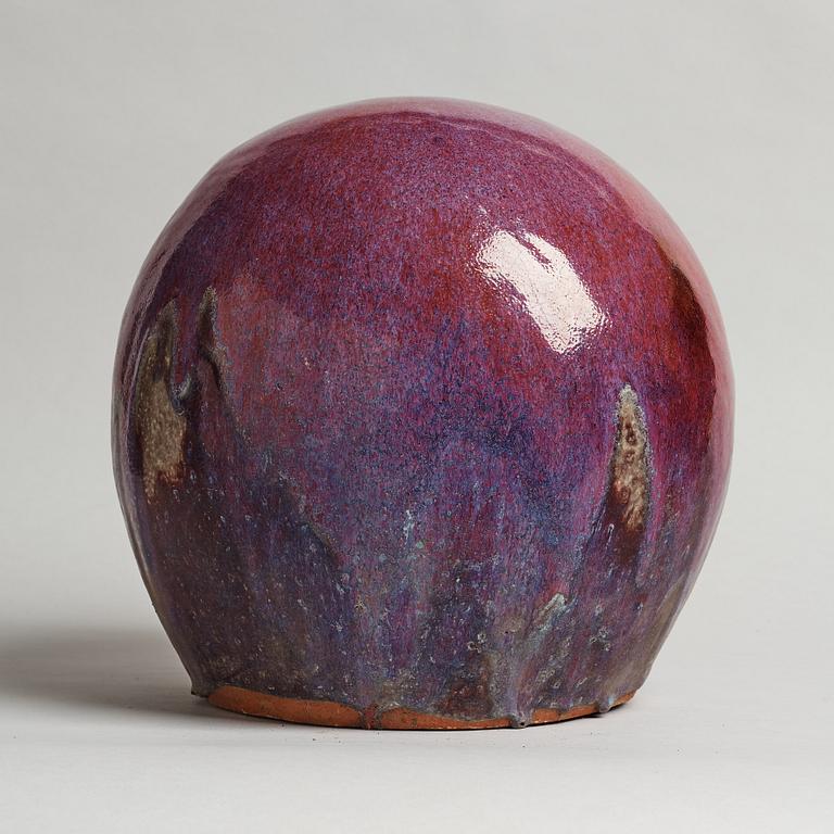 ULLA & GUSTAV KRAITZ, a stoneware "Sphere" sculpture, Fogdarp, Förslöv, Sweden.