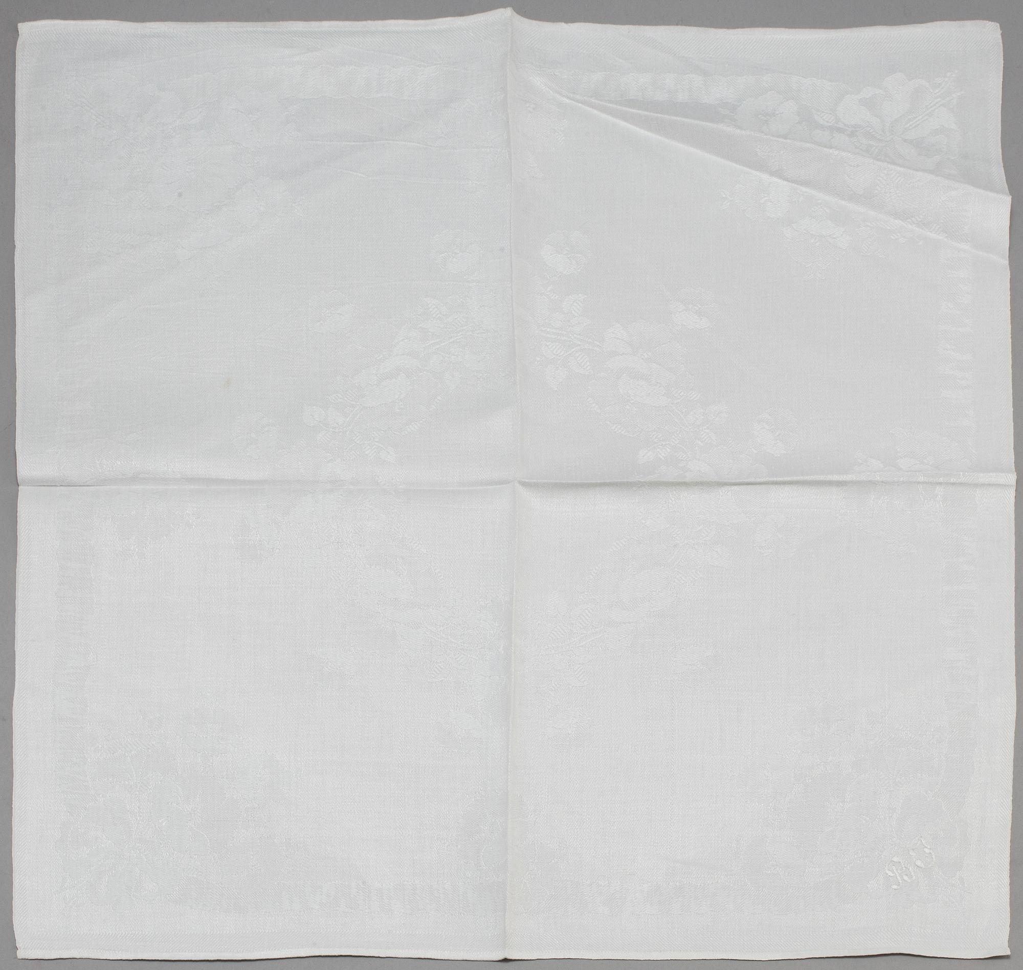 SAMLING LINNEDAMAST, 27 delar.