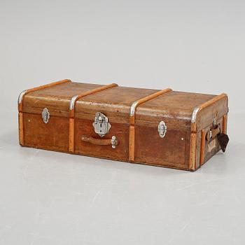 KOFFERT, 1900-talets början.