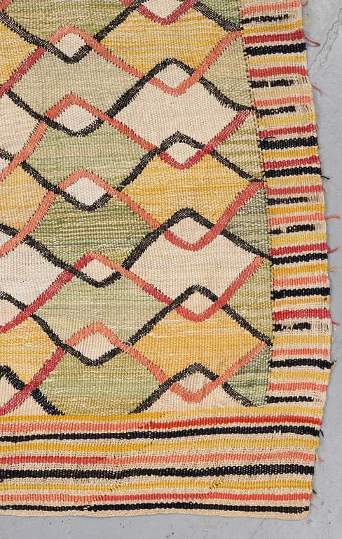 Barbro Nilsson, a drape, "Vingåkra". Tapestry weave. 193,5 x 161 cm.