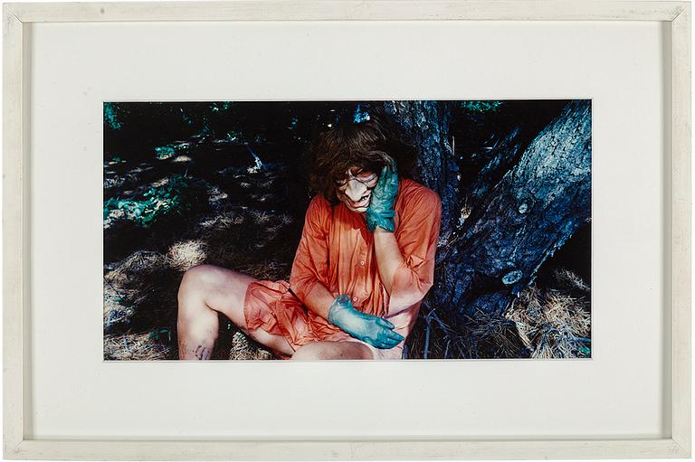 CINDY SHERMAN, färgfotografi, 1986/1993, signerat och numrerat 183/200 a tergo.