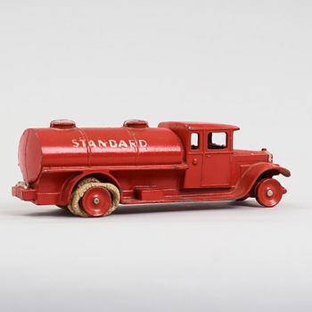SKOGLUND & OLSON, tankbil "Standard", Sverige, 1920-/30-tal.