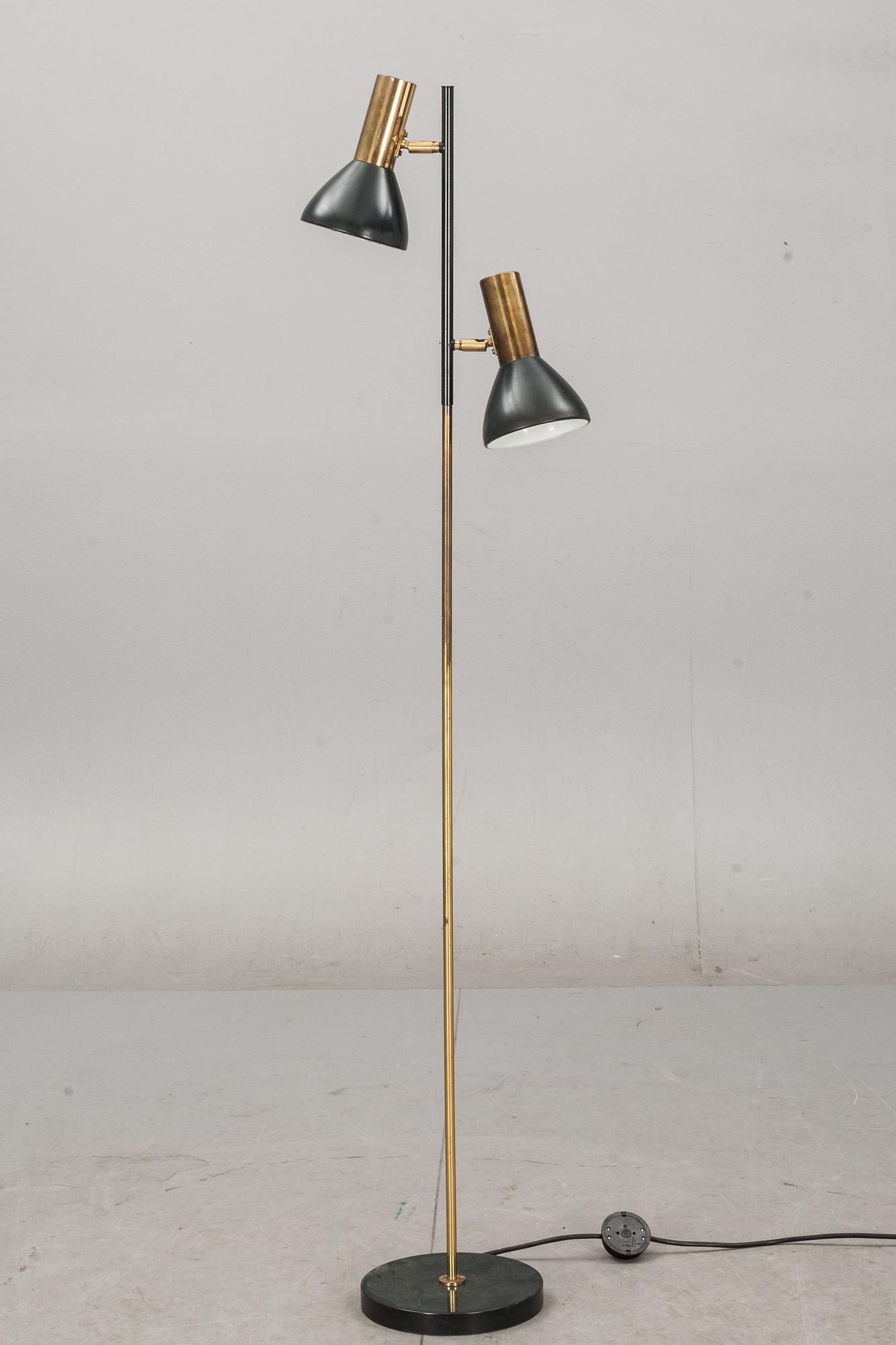 GOLVLAMPA, 1900-talets andra hälft.