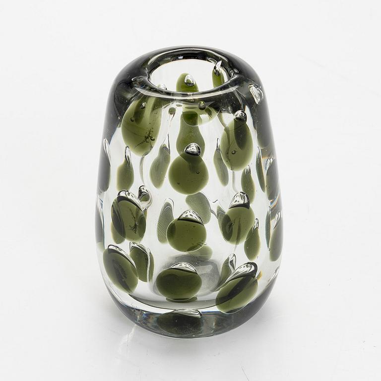 Saara Hopea, a 'Panther' vase, signed S. Hopea Nuutajärvi Notsjö -55.