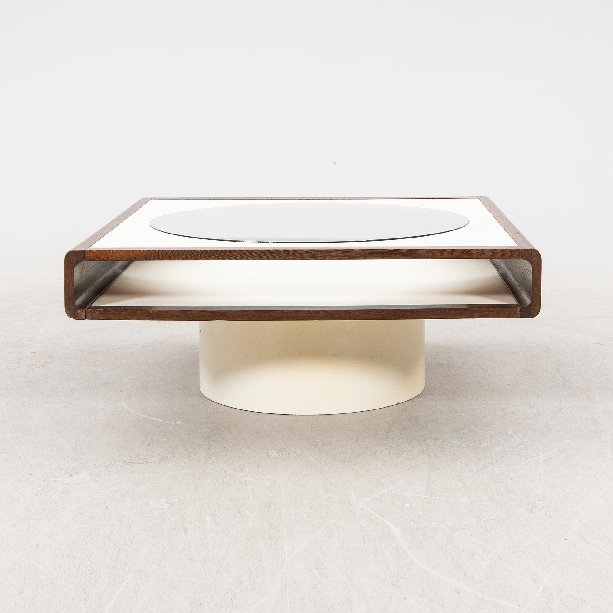 A 1970s Spectrum coffe table.