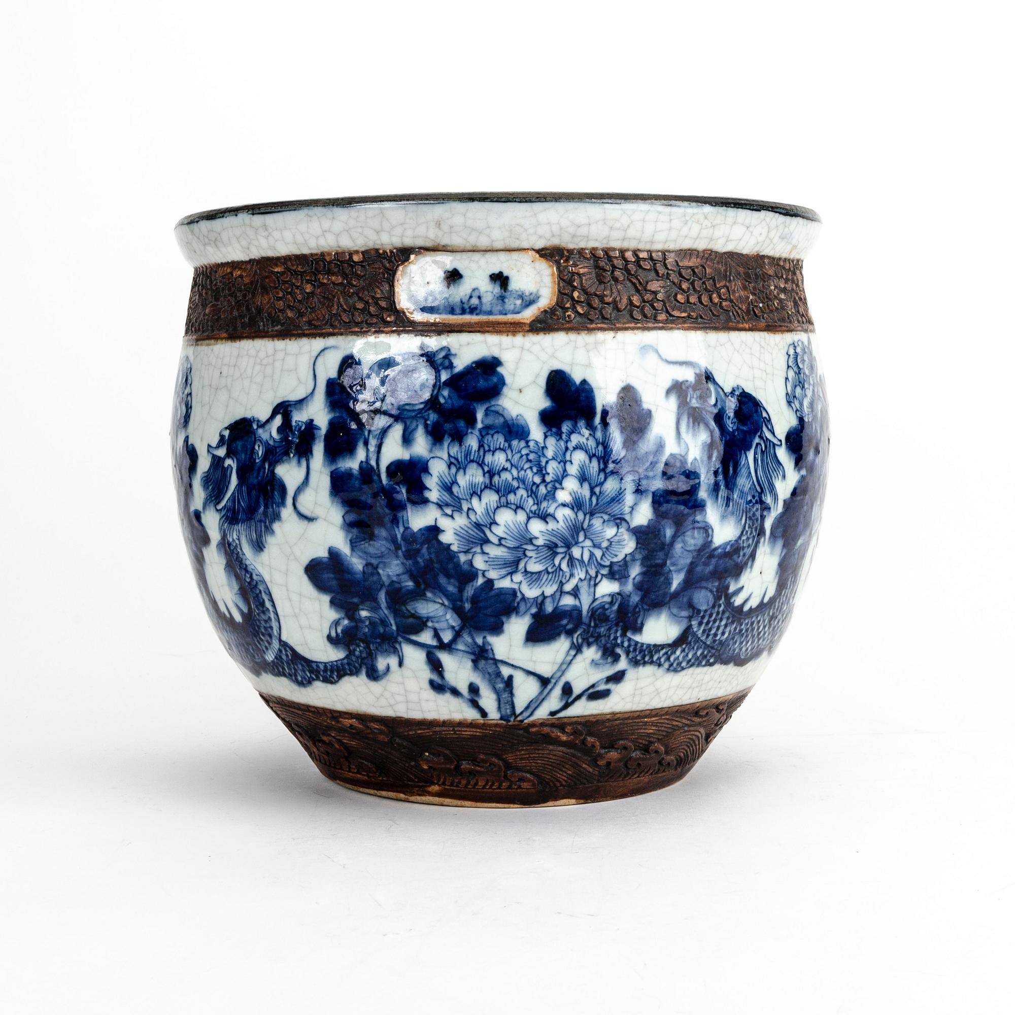A blue and white basin, China, early 20th Century.