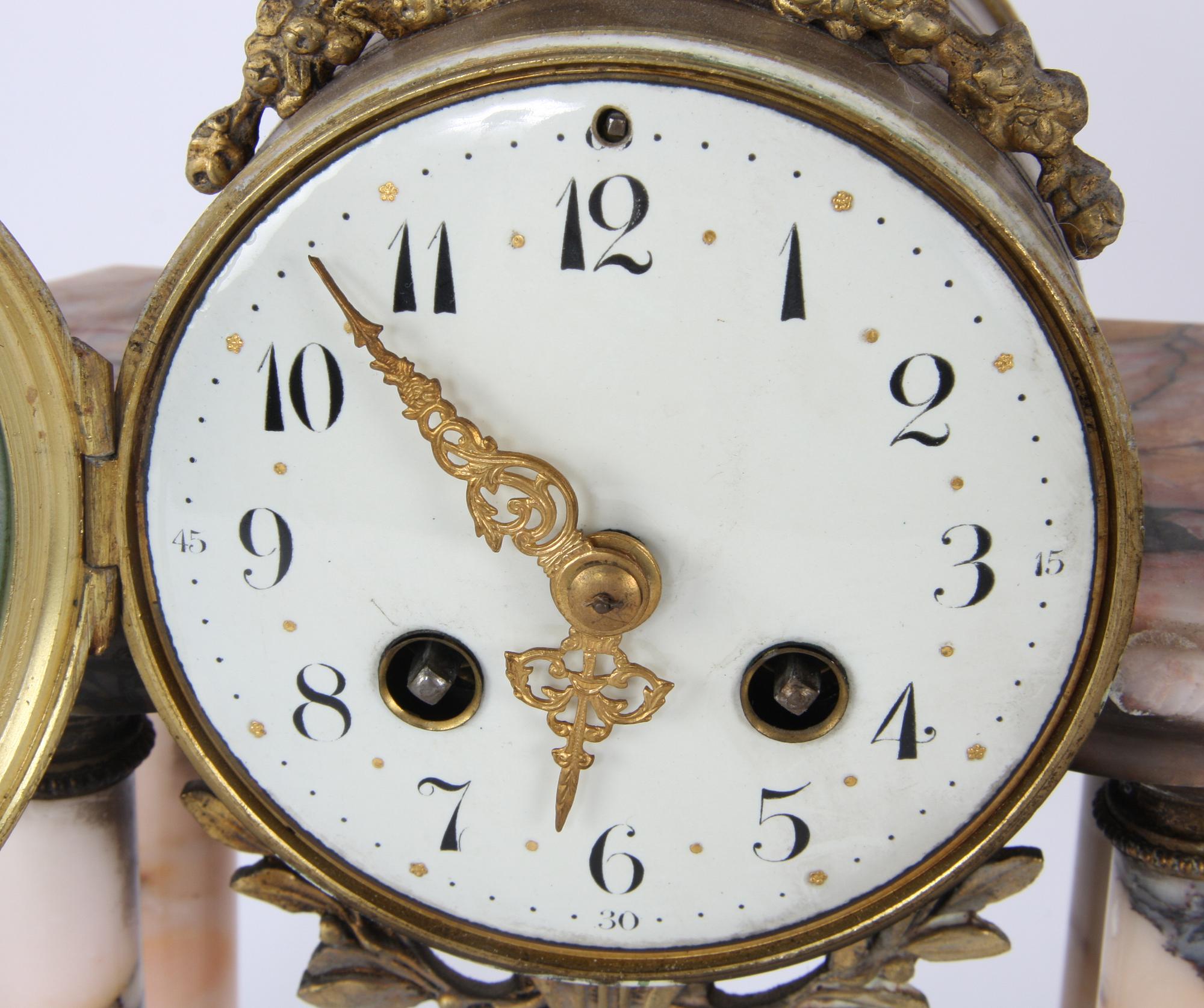 BORDSPENDYL, Louis XV-stil.