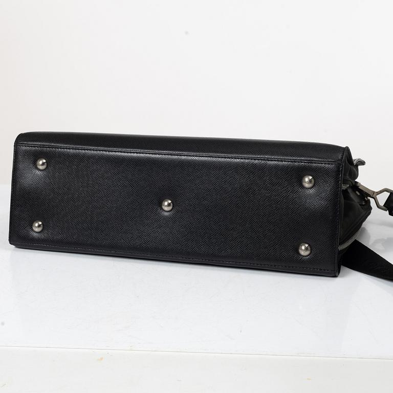 Louis Vuitton, A 'Nevski' Taiga briefcase.