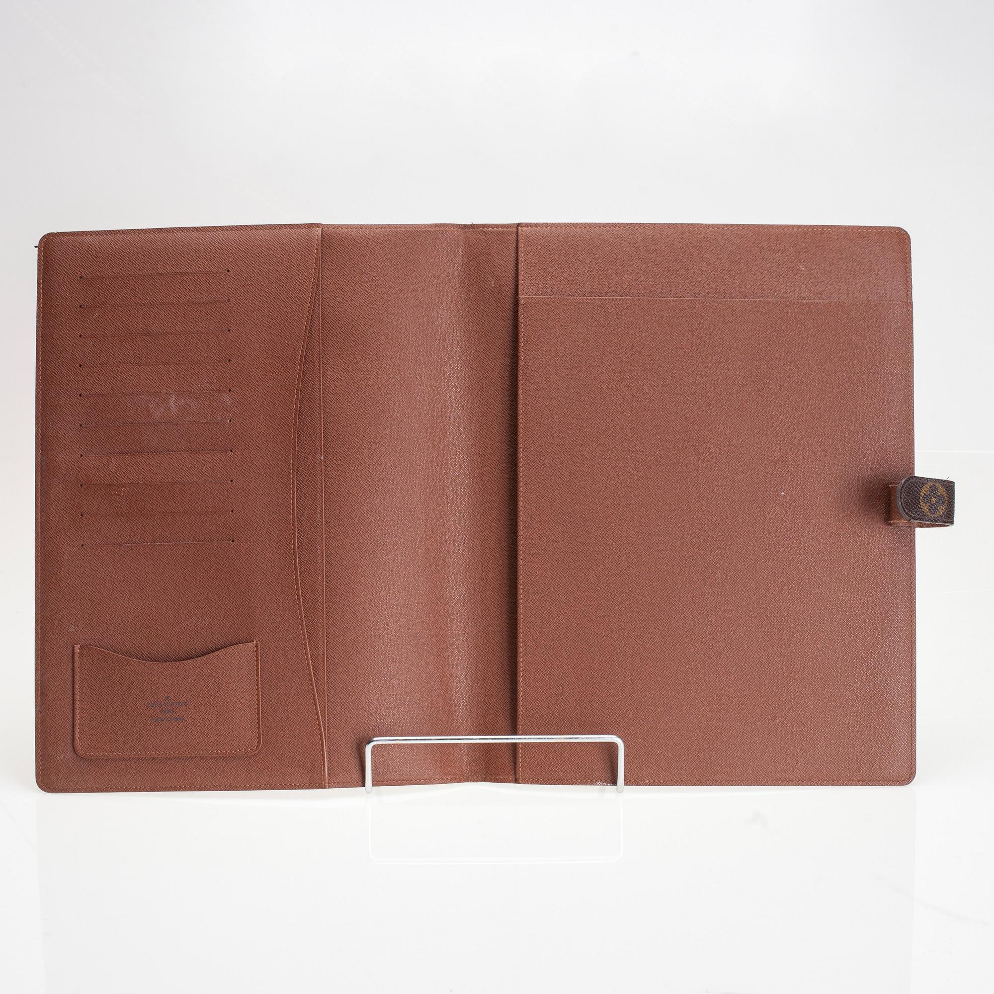 AGENDA, "Cover Bloc A4", Louis Vuitton.