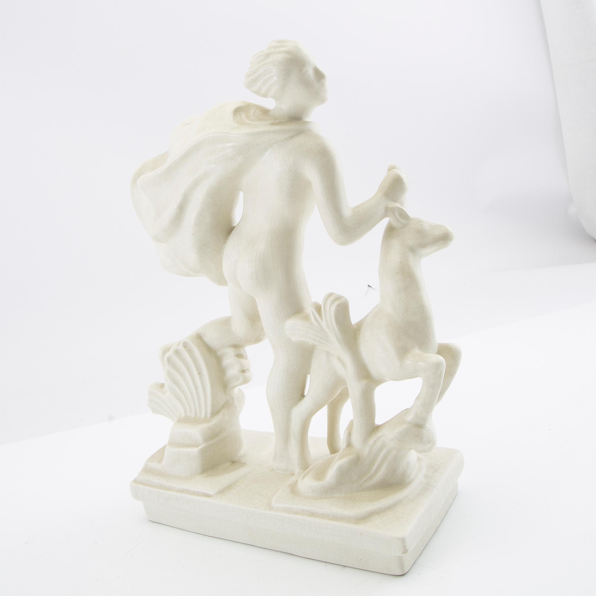 Arthur Percy , skulptur "Diana", Upsala Ekeby 1900-talets första hälft.
