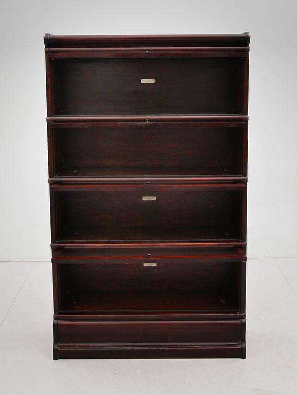 BOKSKÅP, 4 sektioner, Globe Wernicke Ltb, Office and Library Furniture, London, England, 1900-talets första hälft.