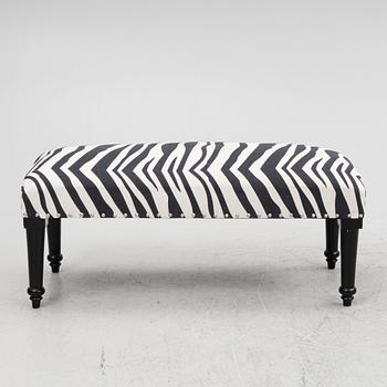 A bench, Artwood.
