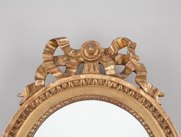 SPEGEL, gustaviansk stil, omkring sekelskiftet 1900.