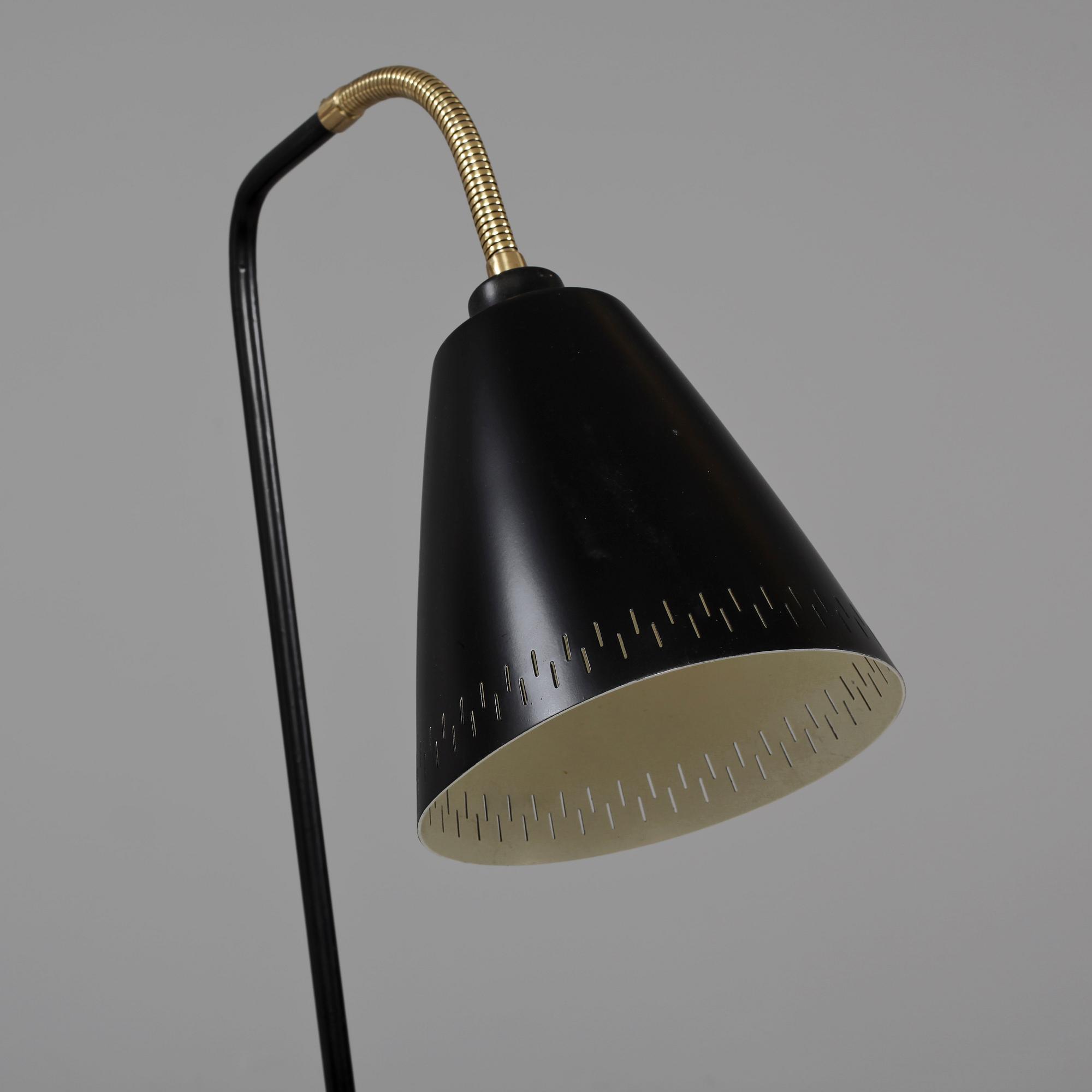 GOLVLAMPA, 1900-talets mitt.