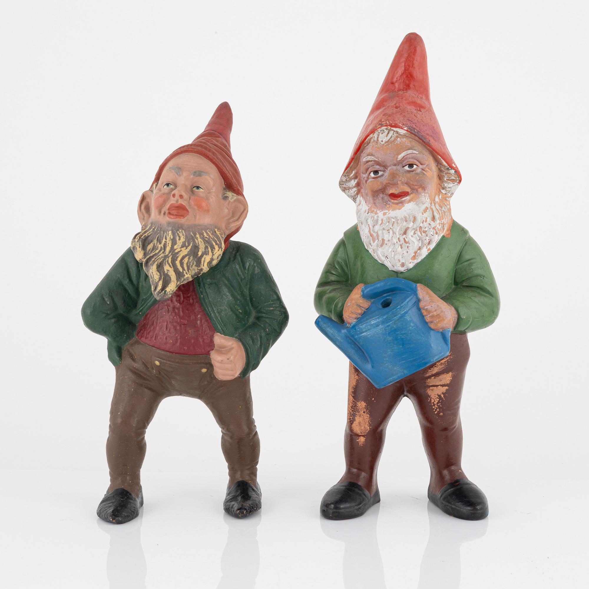 A pair of garden gnomes, second half of the 20th Century.