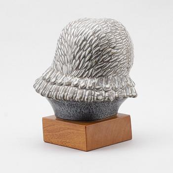 FIGUR, stengods, Gunnar Nylund, Rörstrand, monogramsignerad, 1900-talets andra hälft.