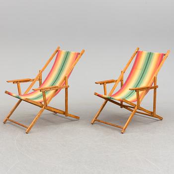 TWO BEACH CHAIRS.