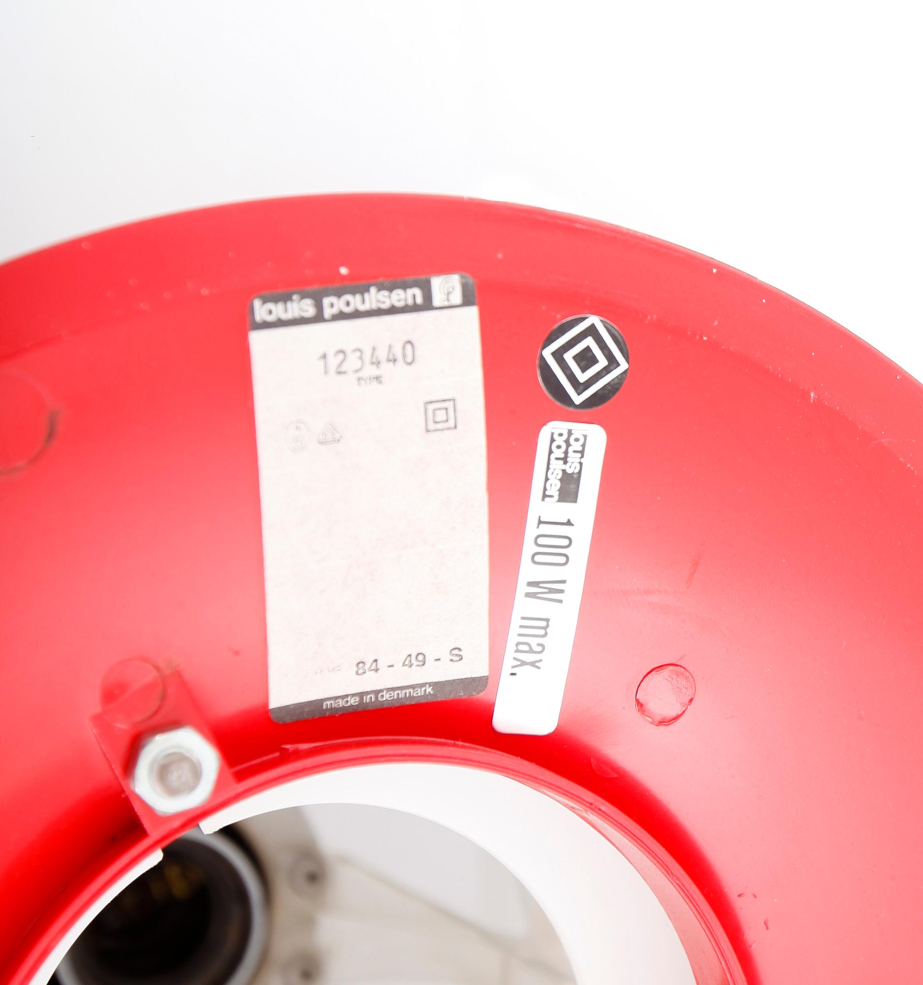 GOLVLAMPA, PH-80, Poul Henningsen för Louis Poulsen.