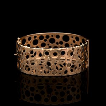 A LIISA VITALI BRACELET, 14K gold. Westerback, Helsinki Finland 1969.