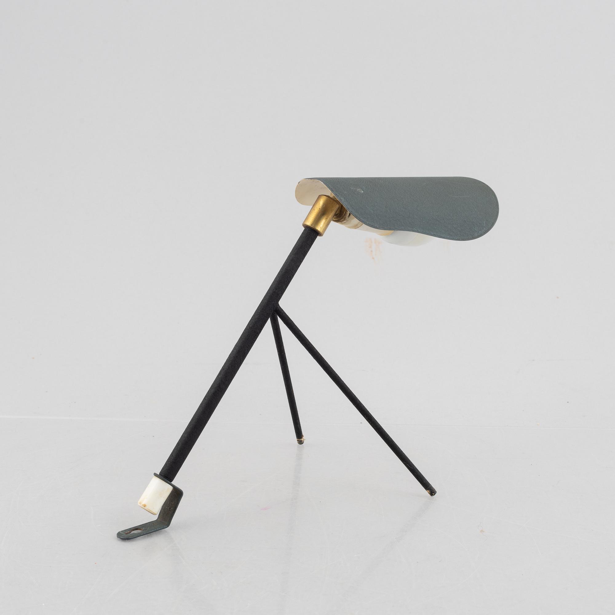 Falkenbergs Belysning, bords/vägglampa, modell "6160", 1950-tal.