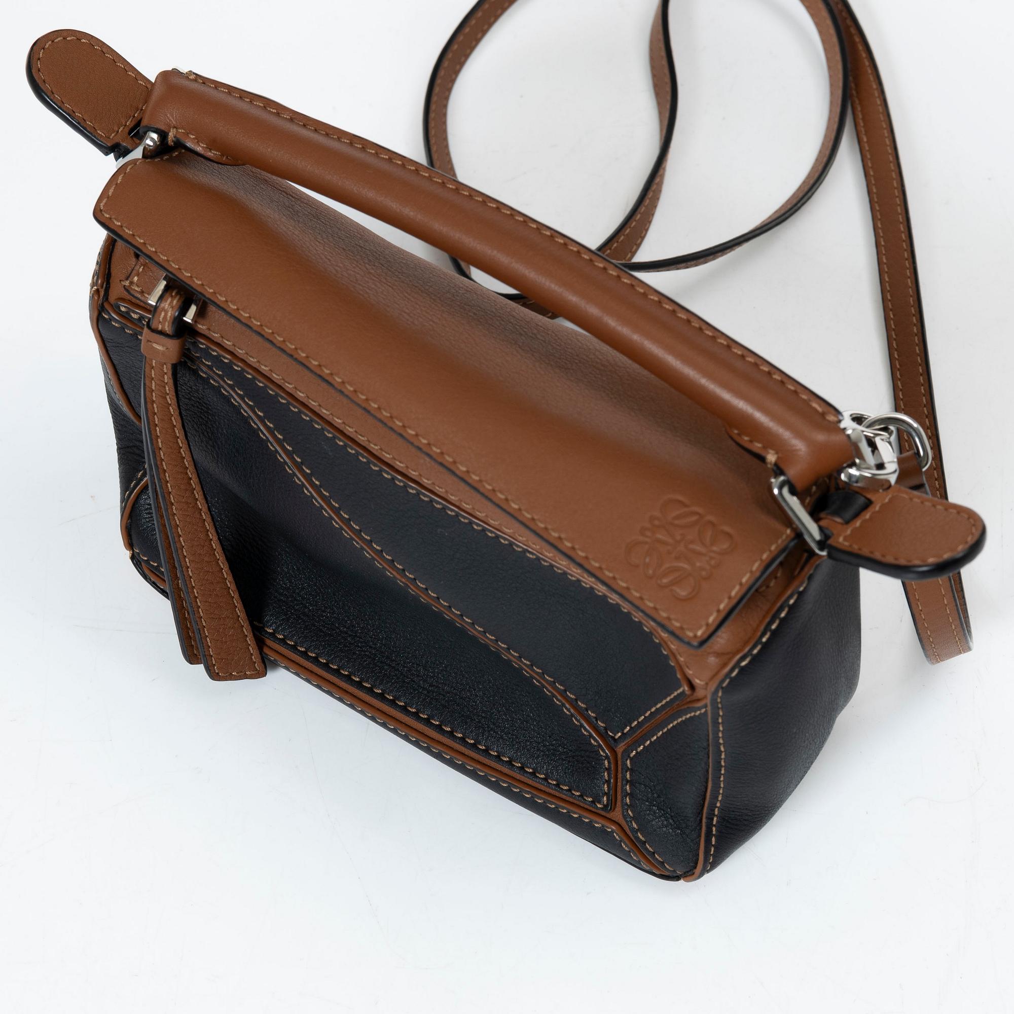 Loewe, väska, "Puzzle Mini".