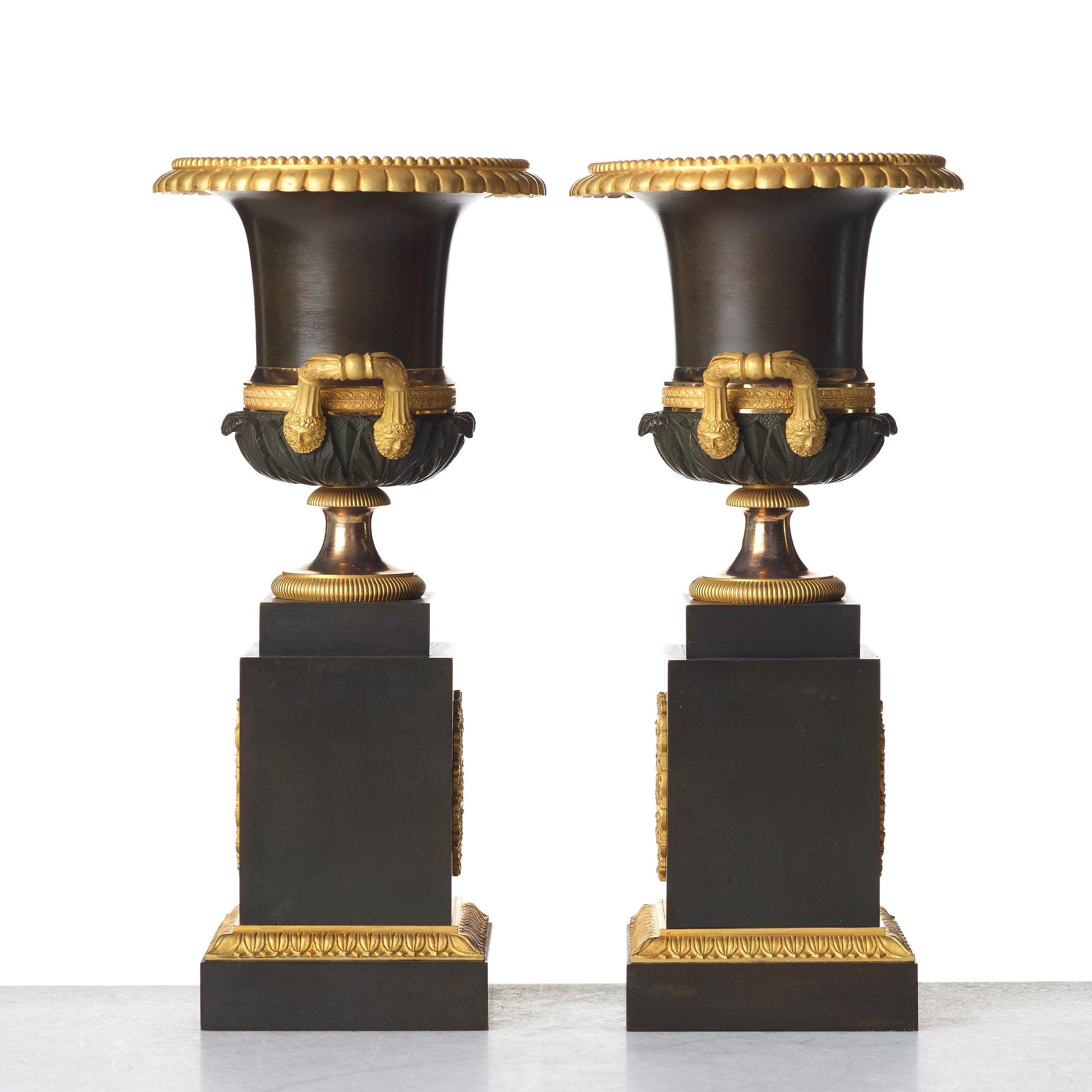 URNOR, ett par, Frankrike, 1800-talets början, empire.