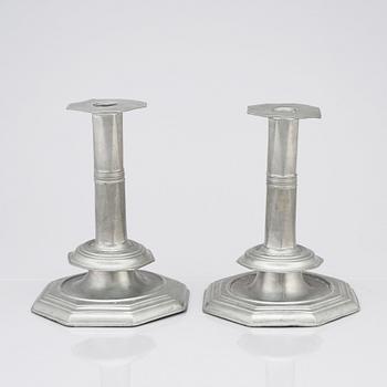 A pair of Swedish Baroque pewter candlesticks.