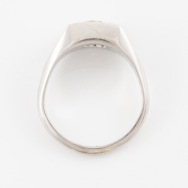 Ring, 18K white gold with brilliant-cut diamond 0.76 carat.