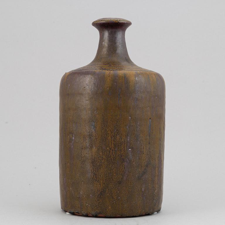 Rolf Palm, a large stoneware vase, Mölle, Sweden 1968.