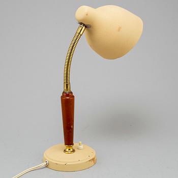 BORDSLAMPA, 1900-talets andra hälft.